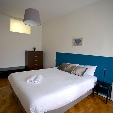 Downtown 3 Bedroom With Balcony - Quiet Street - Family Friendly - Groups OOporto Exteriör bild