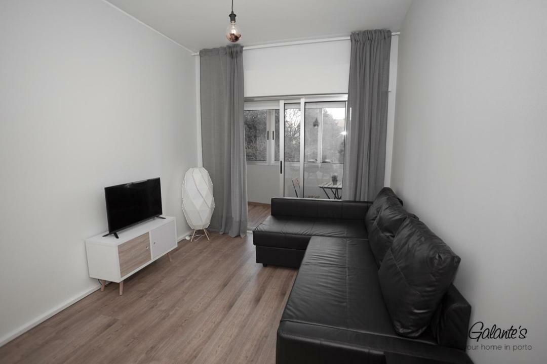 Downtown 3 Bedroom With Balcony - Quiet Street - Family Friendly - Groups OOporto Exteriör bild